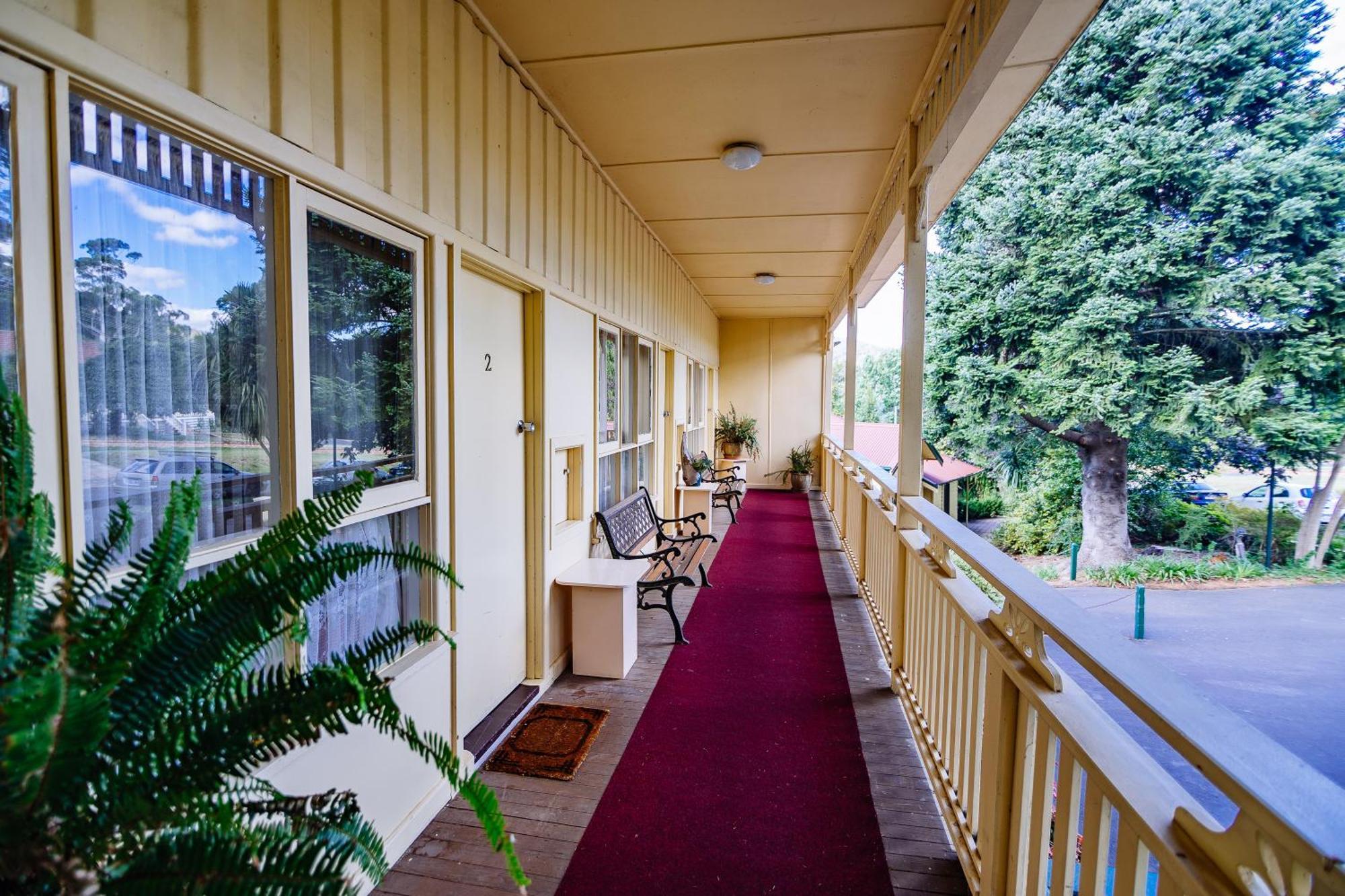 Warburton Lodge מראה חיצוני תמונה